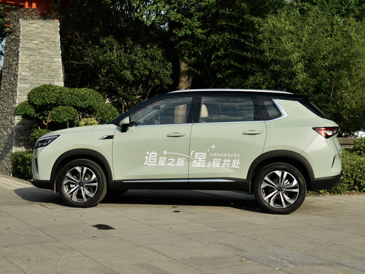 Αυτοκίνητα βενζίνης SAIC-GM-Wuling συμπαγή SUV με CVT 1.5T 108kw