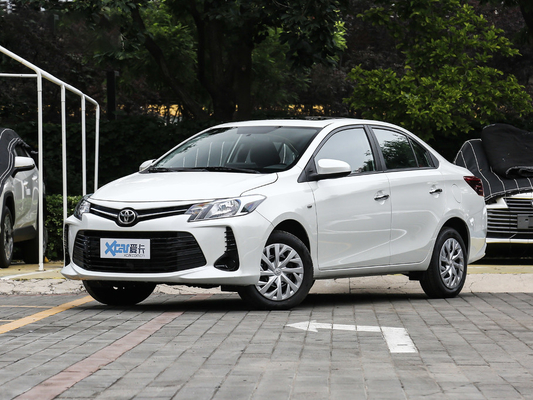 2022 αυτόματα οχήματα επιβατών FAW Toyota Vios 1.5L 82kw 8 ταχύτητα CVT