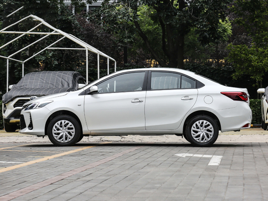 2022 αυτόματα οχήματα επιβατών FAW Toyota Vios 1.5L 82kw 8 ταχύτητα CVT