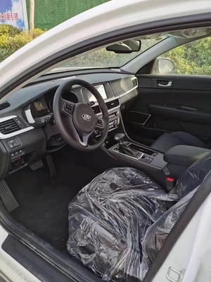 Υβριδική 2.0L GLS 6 ταχύτητα της Kia K5 χρησιμοποιημένο στο φορείο αυτοκίνητο 115kw Midsize
