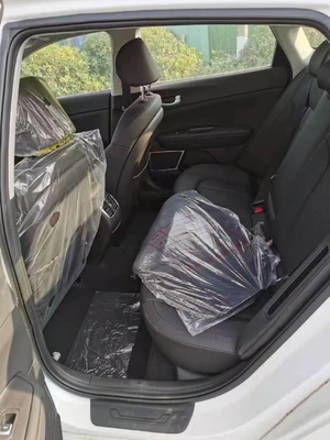 Υβριδική 2.0L GLS 6 ταχύτητα της Kia K5 χρησιμοποιημένο στο φορείο αυτοκίνητο 115kw Midsize