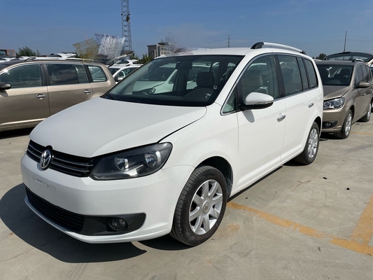 Ανανεωμένο χρησιμοποιημένο το Volkswagen μηχανοκίνητο όχημα Touran MPV 6 Seater 86000km