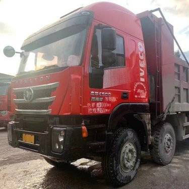 Tipper Genlyon 8x4 Hongyan γρήγορη 12JSD220T μετάδοση φορτηγών απορρίψεων